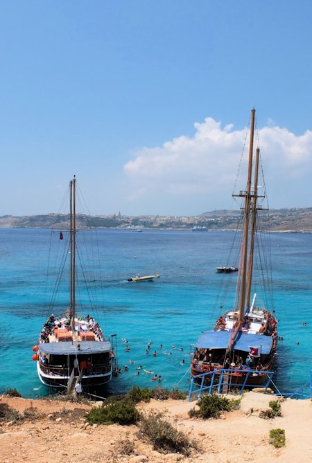 Loading Gozo from Comino
